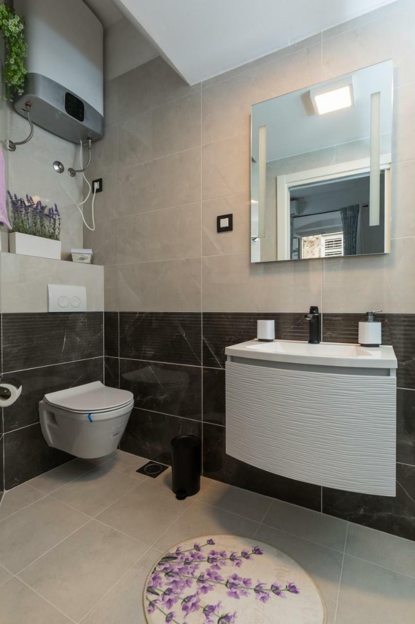 Guest House Tomasi One Дубровник Екстериор снимка