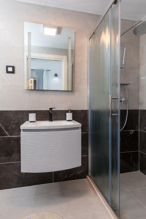 Guest House Tomasi One Дубровник Екстериор снимка